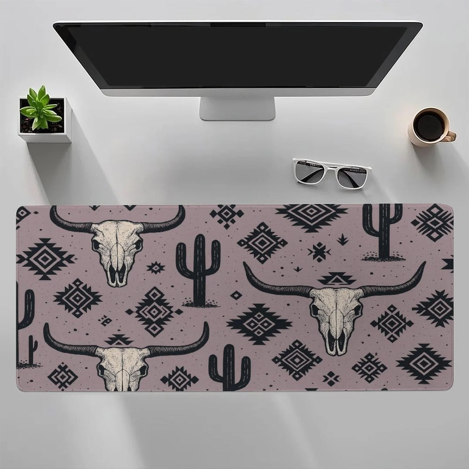

Anti-slip mousepad with bull head pattern design, anti-slip base for gaming office and home use, and computer desktop decoration