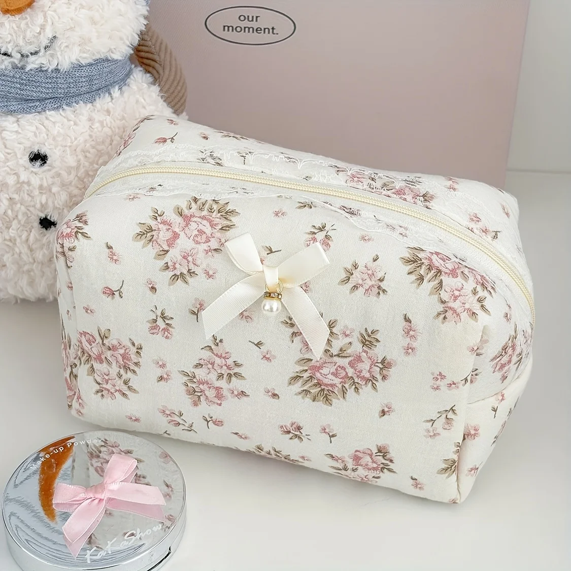 

Women Trendy Flower Makeup Pouch Lace-Trimmed Octagonal Toiletry Bag Cute Makeup Pouch Featuring a Bow And Pearl Cosmetic Bag