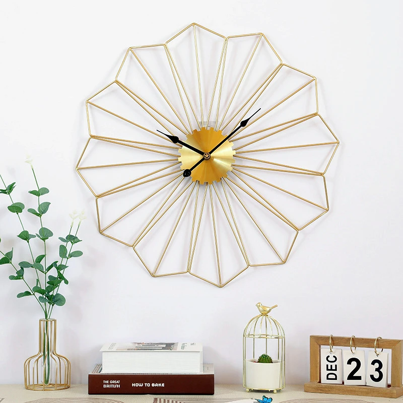 

3D Large Wall Clocks Modern Minimalist Living Room Restaurant Wall Decor Iron Wall Clocks 60cm Golden Nordic Style Hanging Watch