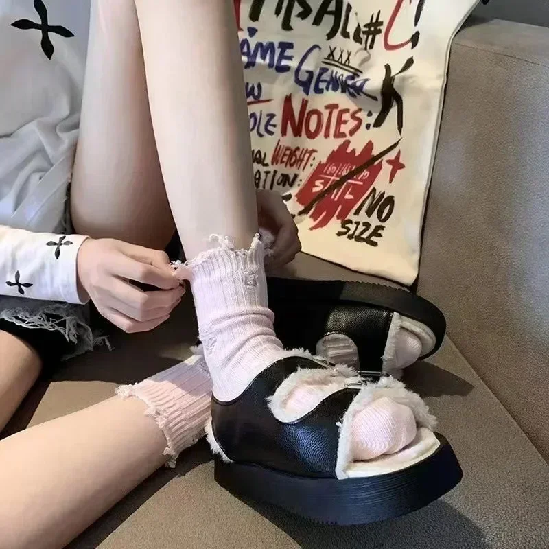 Broken Hole Harajuku ถุงเท้าผู้หญิง Hip-Hop สเก็ตบอร์ดขอทานถุงเท้าผ้าฝ้ายหลอดขนาดกลางถัก Street ถุงน่องอินเทรนด์ calcetines