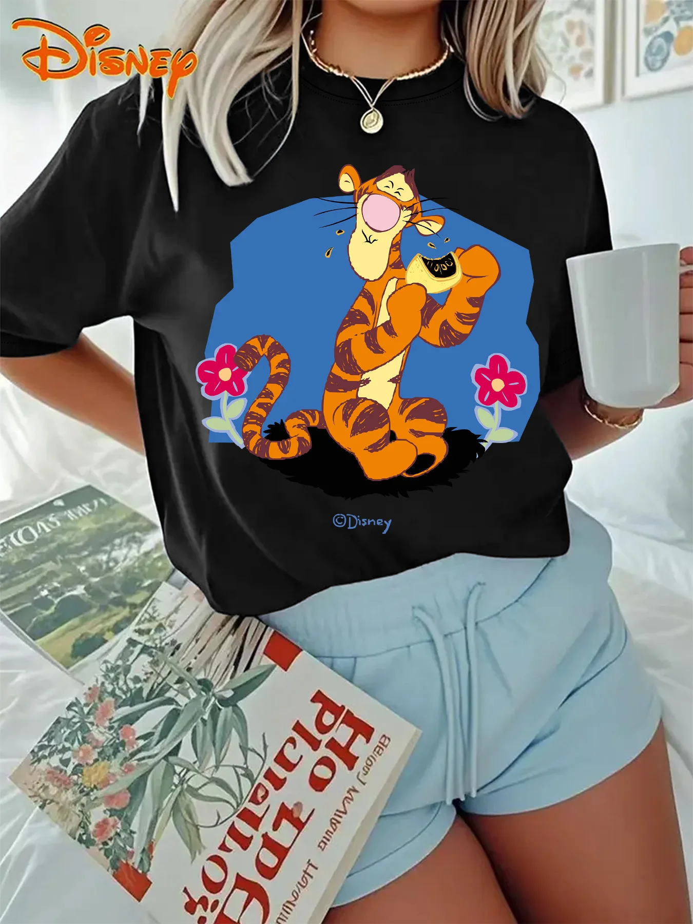 Disney T-shirt met schattige tijger- en bloemenprint voor dames - Levendig blauw casual top met korte mouwen en ronde hals voor zomer en lente