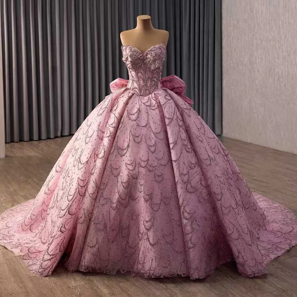 

Elegant Sweetheart Sleeveless Luxury Evening Dress With Lace-Up Back Bow Crystal Detailing Customizable For Women