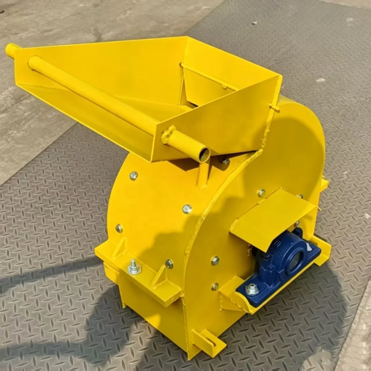 Custom Factory-Made Hammer Sand Crusher AC Motor for Mining Fine Gold Ore Classification Compact Design Fine Output Granules