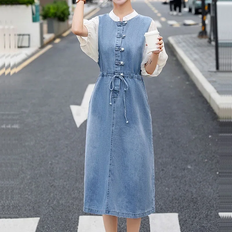 ฤดูร้อนบางชุดยีนส์สีฟ้าผู้หญิงสายรัดเอวลูกไม้ขึ้นยืนปกกระดุมแถวเดียวแขนสั้นความยาวกลางชุดคาวบอย