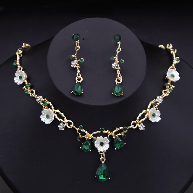 Gorgeous Crystal Bride Jewelry Sets for Women Luxury Flower Choker Necklace Earrings Wedding Dress Bridal Necklace Sets Fashion