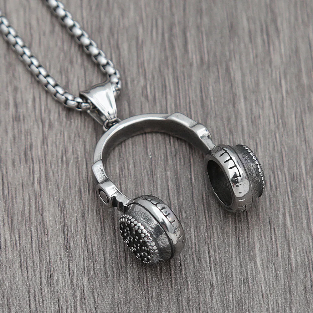 Punk Hip Hop DJ Music Headphone Pendant Necklace Long Chain For Men Women Punk Rock Headset Necklace Male Jewelry Gift Wholesale