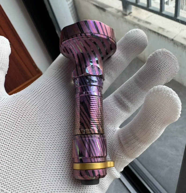 Used EDC Zircuti Matte Tiger Head Flashlight Outdoor Tools Strong Light Torch Lamp Decompression Toy