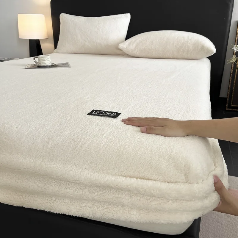 

3Pcs Velvet Fleece Fitted Bed Sheet With Elastic Band Anti-slip Adjustable Mattress Cover Thick Warm Bed Cover With Pillowcases