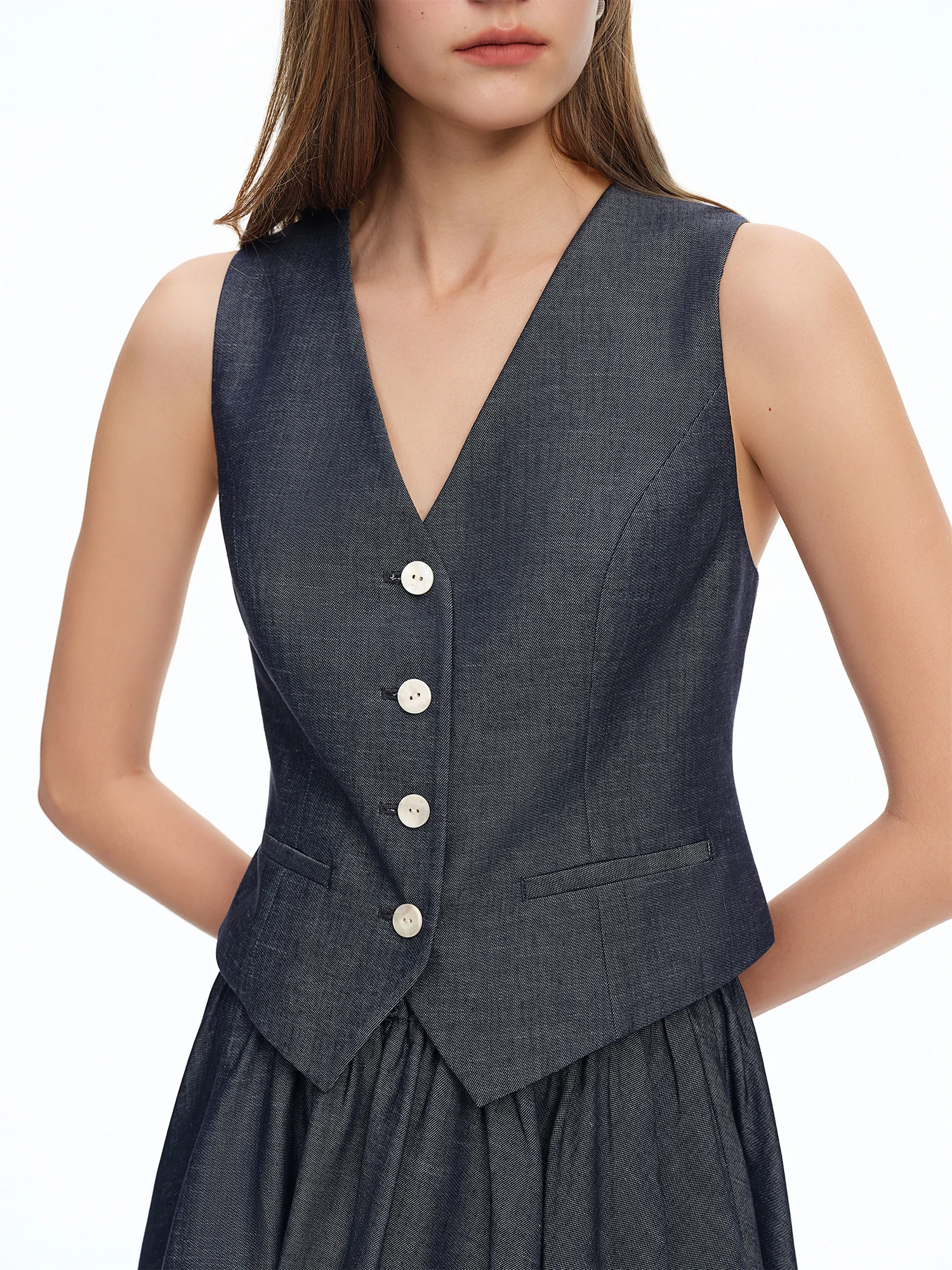 DUSHU Women's Retro Vintage Collection Waist-Cinching Vest with Flowing Skirt Set: Summer 2026 Elegant and Fashionable Outfit