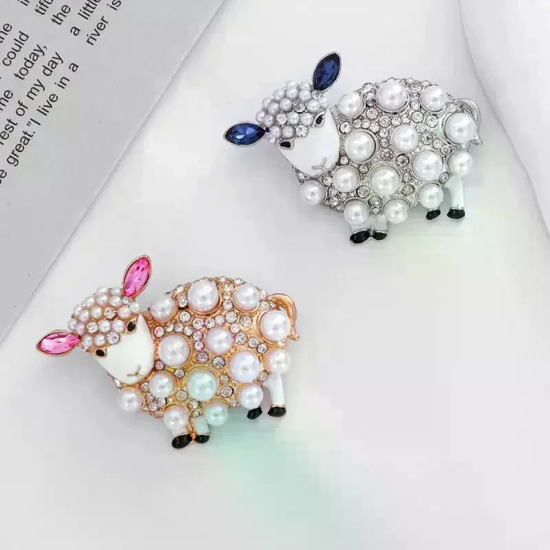 Classic Alloy Sheep Brooches For Women Unisex Animal Pins Casual Party Jewelry Accessories Gifts Decoration