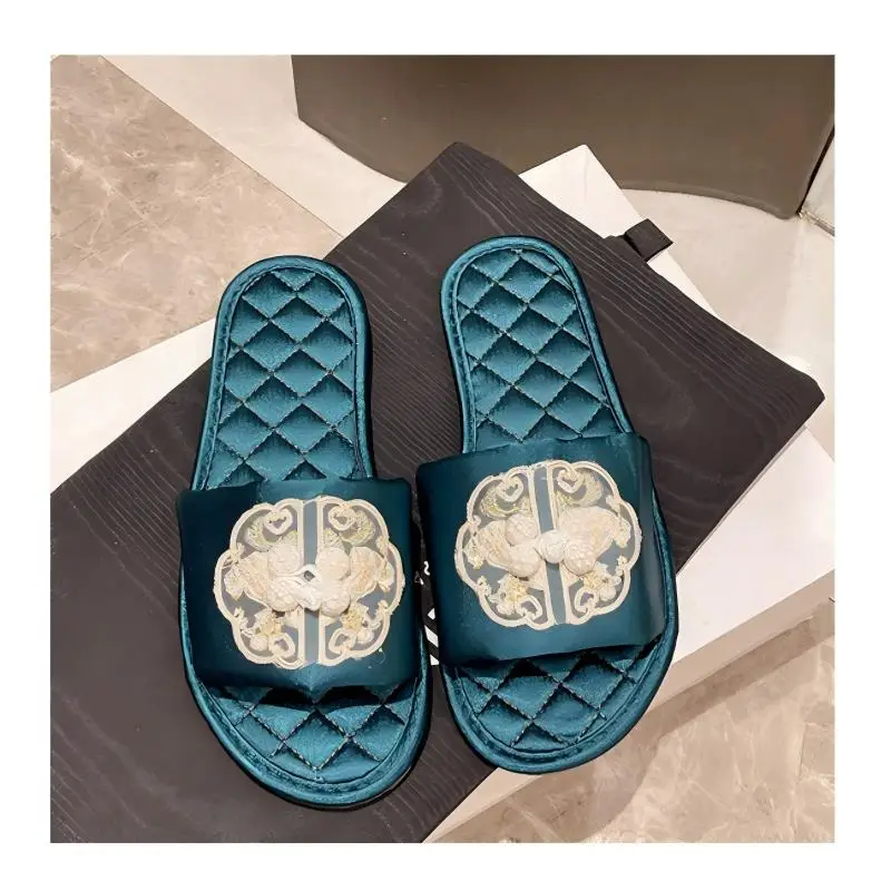 

Женские домашние тапочки с открытым носком, на мягкой нескользящей подошве, легкие, высококачественные, всесезонные, шелковые, новые модели