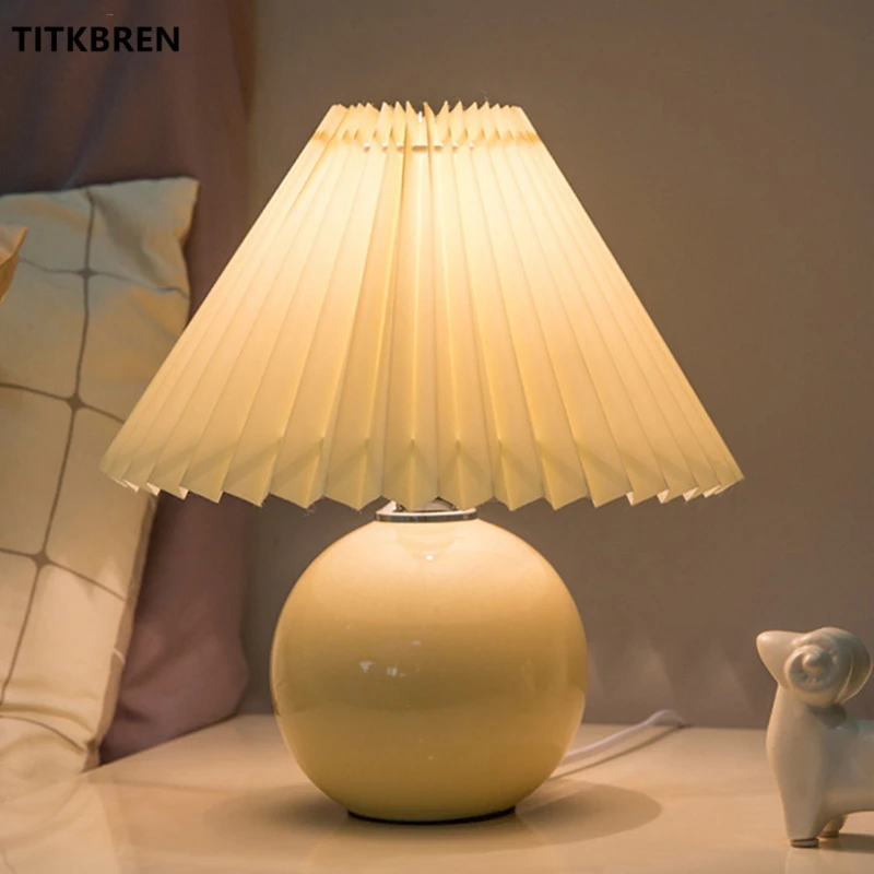 

Vintage Rattan Wood Ceramic Ins DIY Table Lamps for Bedroom Bedside Living Room Lighting Home Deco Creative Pleats Lamp