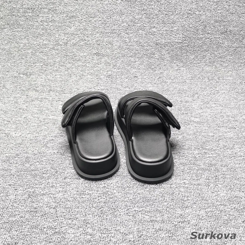 2023Summer New Round Toe Sandals Small Sheepskin Casual Slippers Hook Slip-On Leather Thick Sole Open Toe Sandals Women's Flats