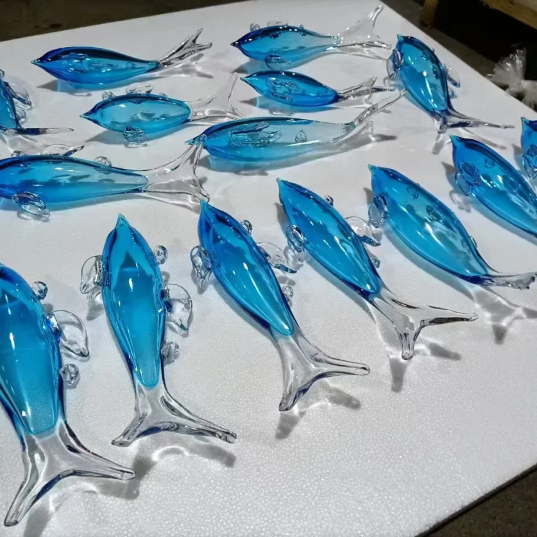 Custom Large Glass Flying Fish  for Hotel Mall Living Room-Artistic   for Bar Counter Decorative Lighting