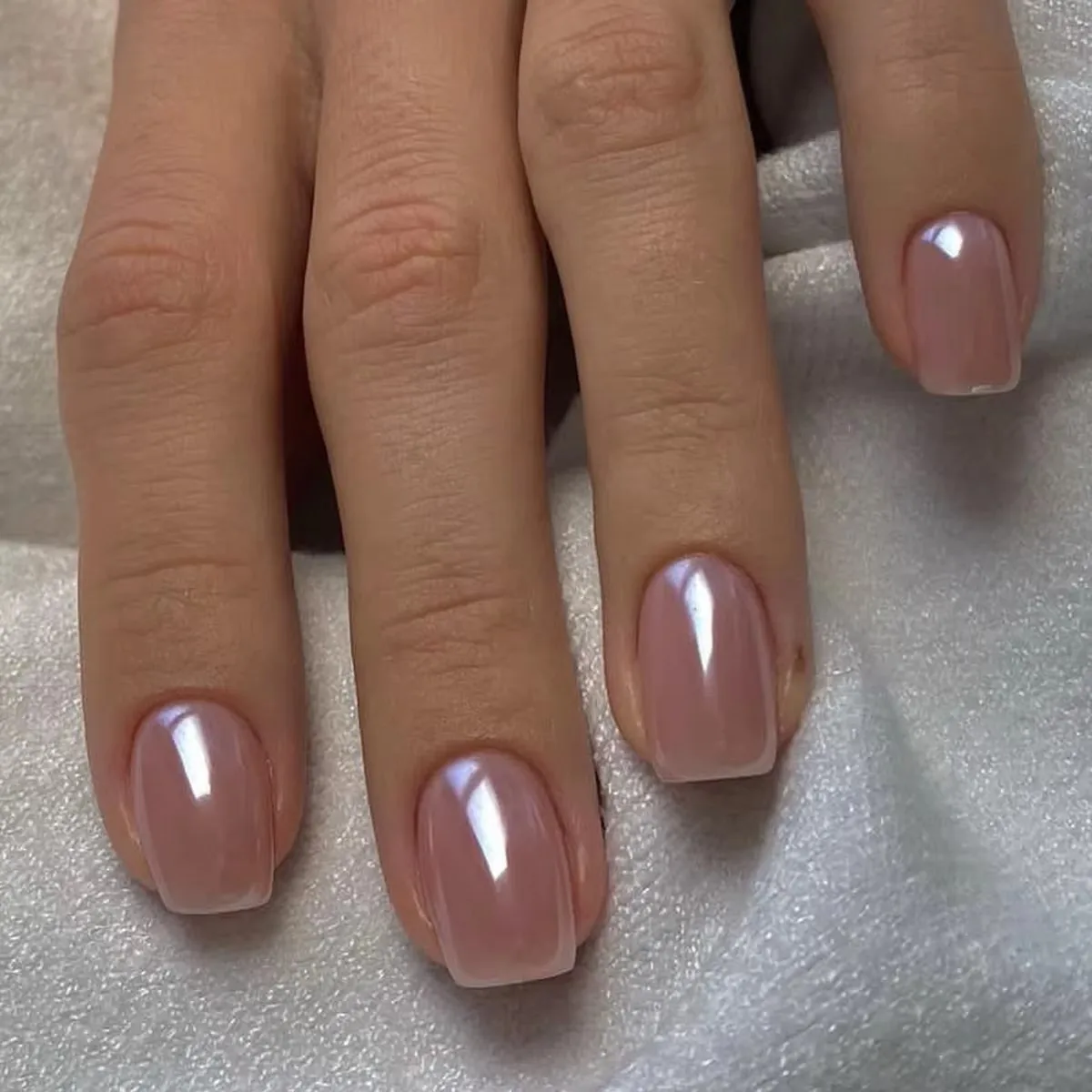 Pink Press on Nails Nude Color Short Square Fake Nails Full Cover Acrylic False Nails Tips for Women DIY Charm Manicure 24Pcs