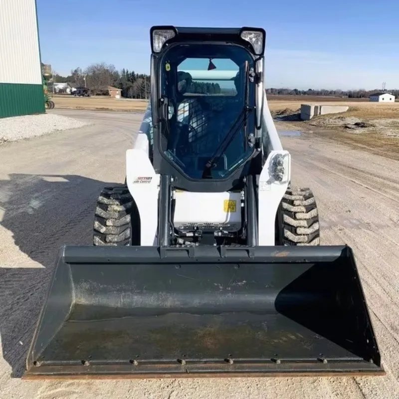 Hydraulic Shock Absorbing Skid Steer Loader Adapt Rough Road Farm Rural Road Repair Material Handling Compact Mini Loading