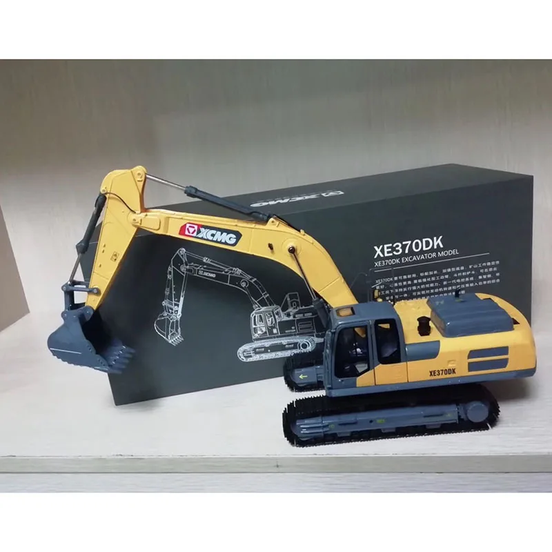 

Diecast 1:30 Scale XCMG XE370DK New Excavator Alloy Engineering Vehicle Model Collection Souvenir Display