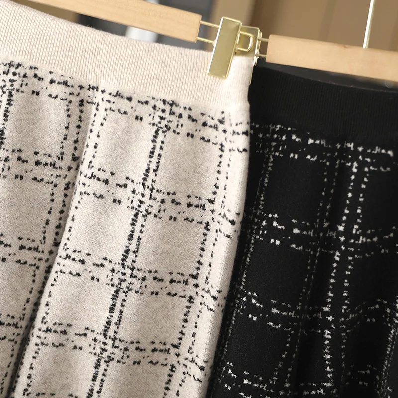 Women 100% Merino Wool Knitted  Checkered Half Pants Autumn Winter Warm Soft Basic   Cashmere Knit ShortCasual Simple Style