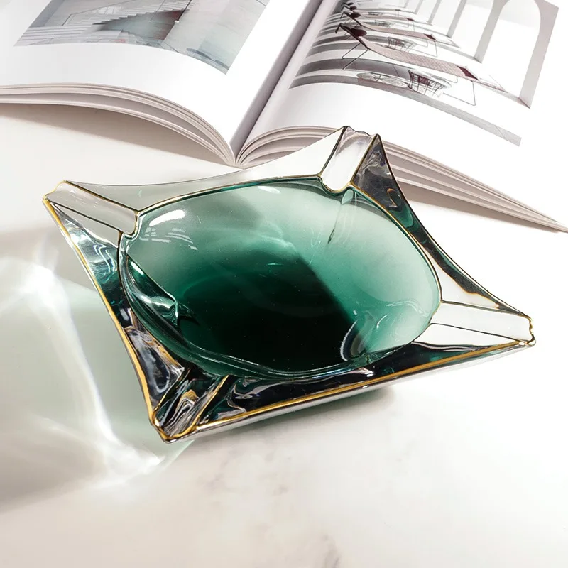 Crystal Glass Ashtray Portable Aesthetic Ashtray Luxury Creative Household Smoke Ashtrays Tobacco Smoking Grass Accessories