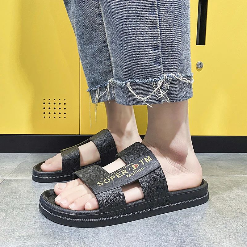 2024 New Men's Summer Slippers Anti-slip Soft Sole Fashion Beach Sandals Home Indoor Men's Slippers Casual Flip Flops