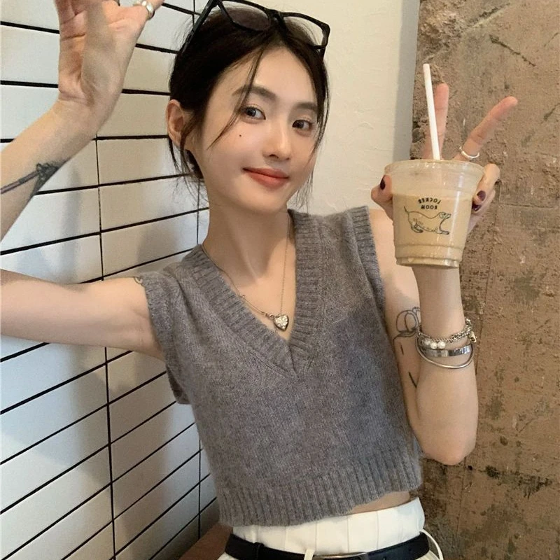 Sweater Vests Women Simple All-match Basic V-neck Casual Spring Vintage Knitting Fashion Ulzzang Ladies Temperament Classic Chic