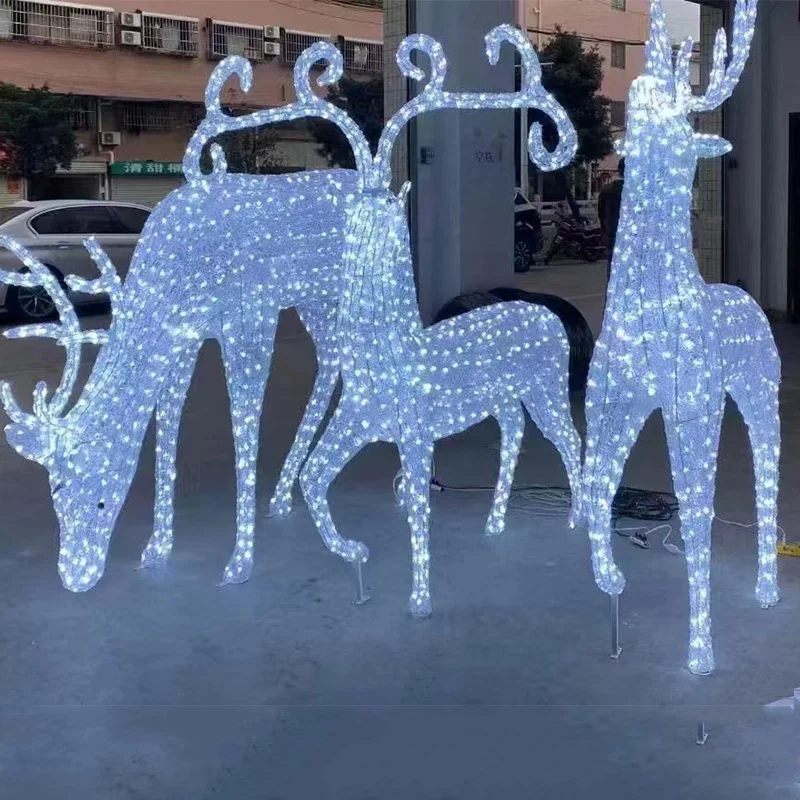 

he-Outdoor Christmas Decoration Theme Reindeer Sleigh with Santa Animal Motif Lights Acrylic Deer Sculpture！