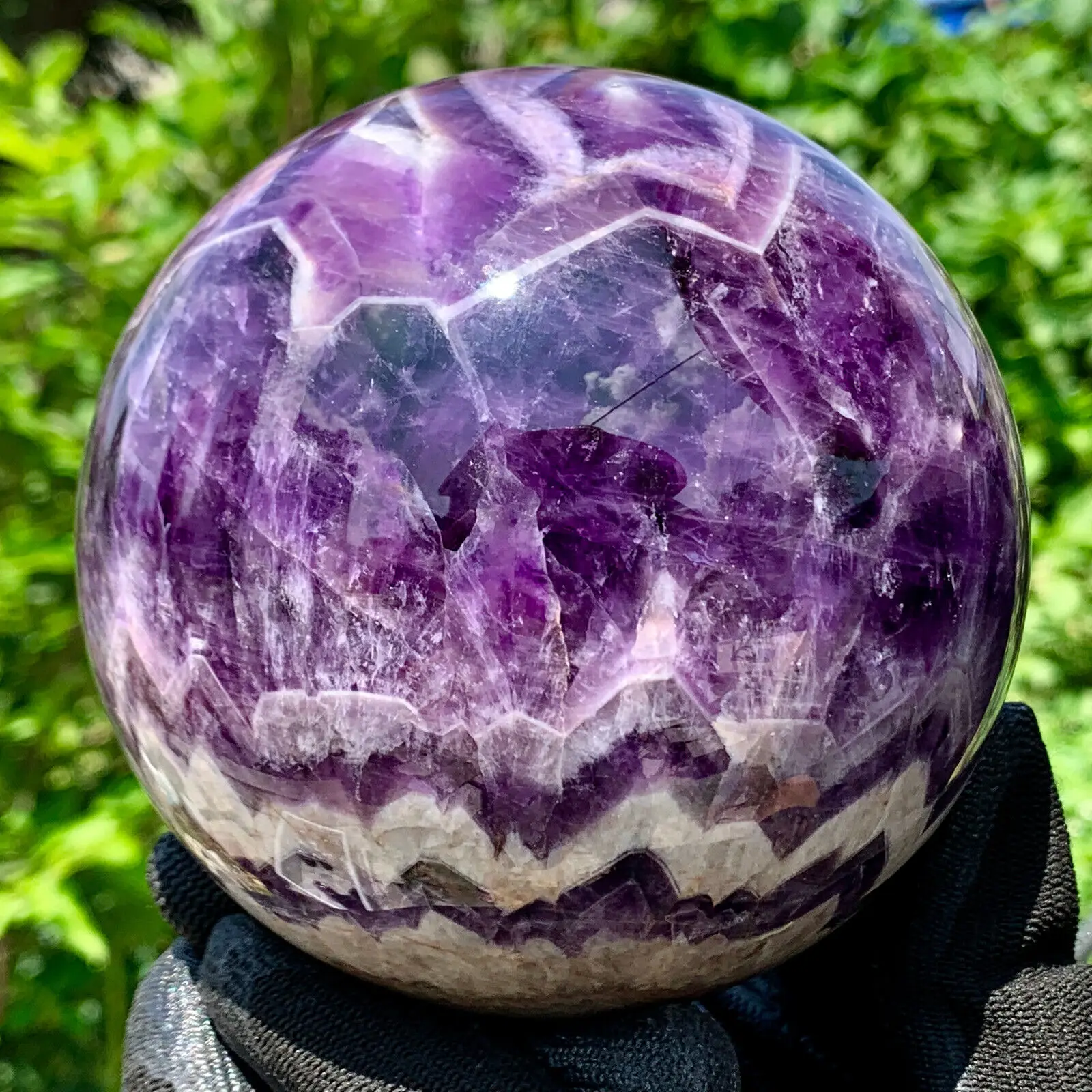 

Large Natural Dreamlike Purple Crystal Ball Natural Crystal Chakra Healing Sphere