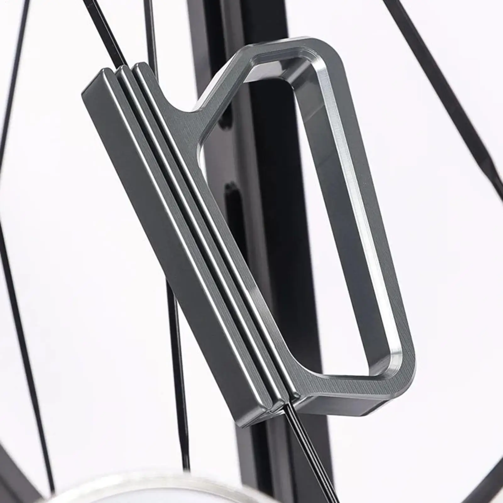 أداة شد عجلة الدراجة أداة شد عجلة الدراجة المحمولة لتعديل الصيانة اليومية وركوب الخيل في الجبال الحضرية