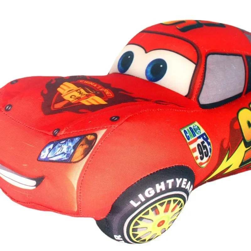 Disney Pixar Cars 2 3 giocattoli per bambini 16cm Lightning McQueen peluche Cute Cartoon Cars peluche regali di compleanno per bambini ragazzi