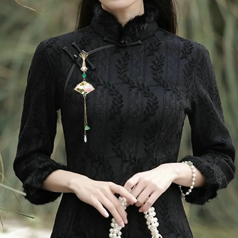 Chinese-style Fan-shaped Pearl Lotus Brooch Natural Shell Corsage Qipao Dress Lapel Pin High-grade Design Long Tassel Jewelry image 4