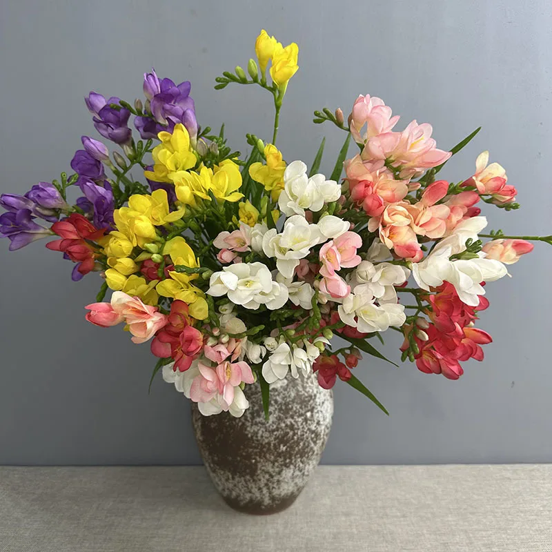 4 قطعة/الوحدة الزهور الاصطناعية الحرير عبق الثلوج السحلية ديكور غرفة نوم المنزل ورد صناعي محاكاة الأبيض فريزيا الأزهار #2