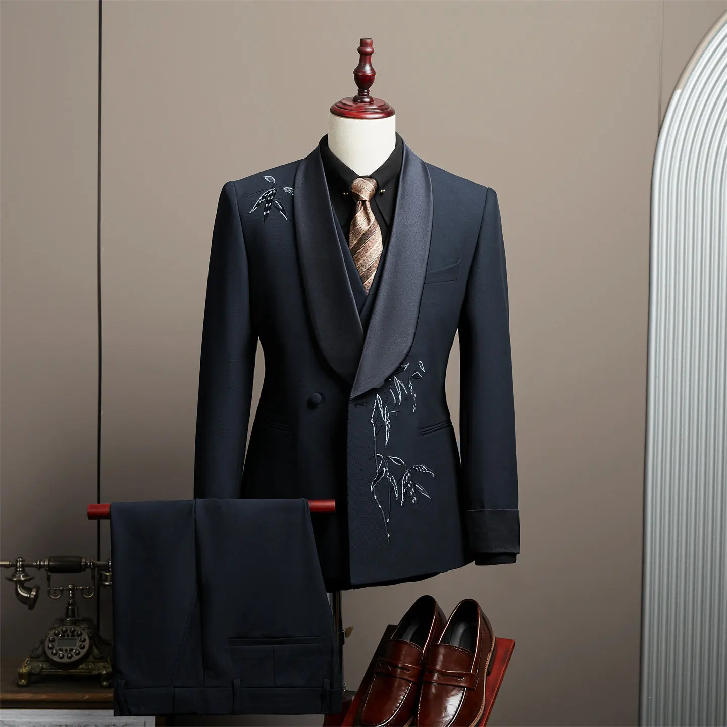 High-Quality Neo-Chinese Style Mint Collar Banquet Wedding Groomsmen Suit Stylish Versatile Trendy Three-Piece Suit Set