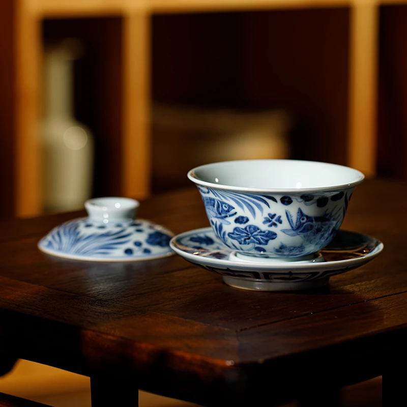 Guanfu Museum Recommended Guanfu Blue and White Flower Series Fish and Algae Pattern Gaiwan Household Jingdezhen Kung Fu Ceramic