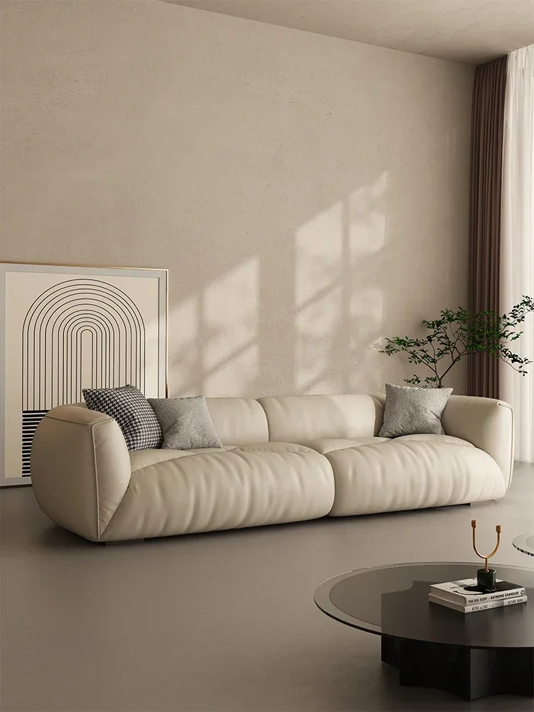 

Современный минималистичный диван из воловьей кожи первого этажа, диван для гостиной, итальянский минималистичный диван для гостиной, небольшой квартиры, прямой ряд, облако, так