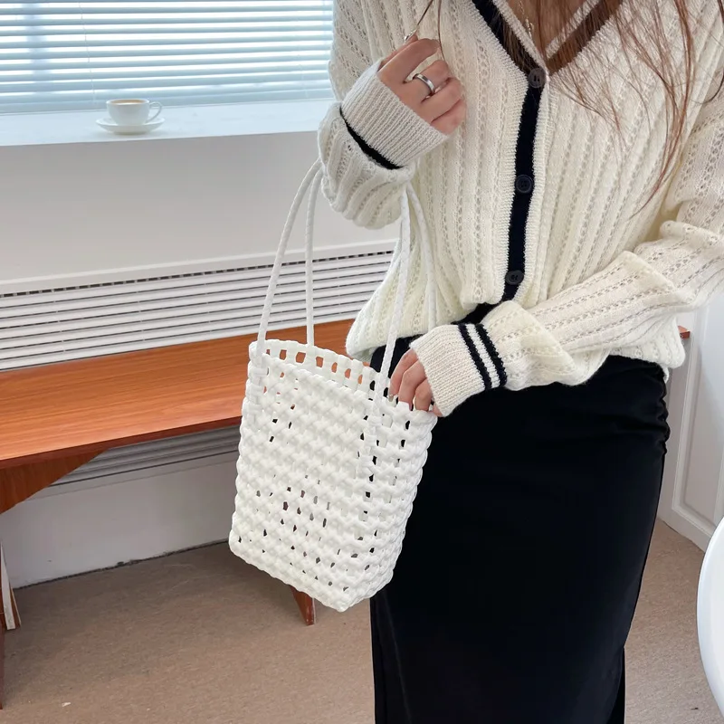 Borsa da donna in tessuto bianco in PVC borsa a mano causale 2024 borsa da spiaggia Hnadle in plastica di grande capacità di nuova moda