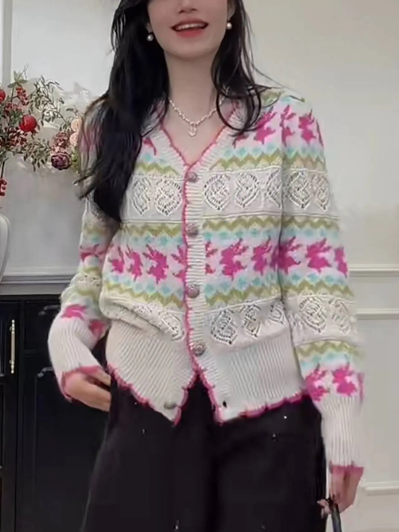 

Vintage Red Long Sleeve Knitted V Neck Cardigan Women Casual Warm Print Autumn Winter Jacquard Cashmere Sweater Coat F550