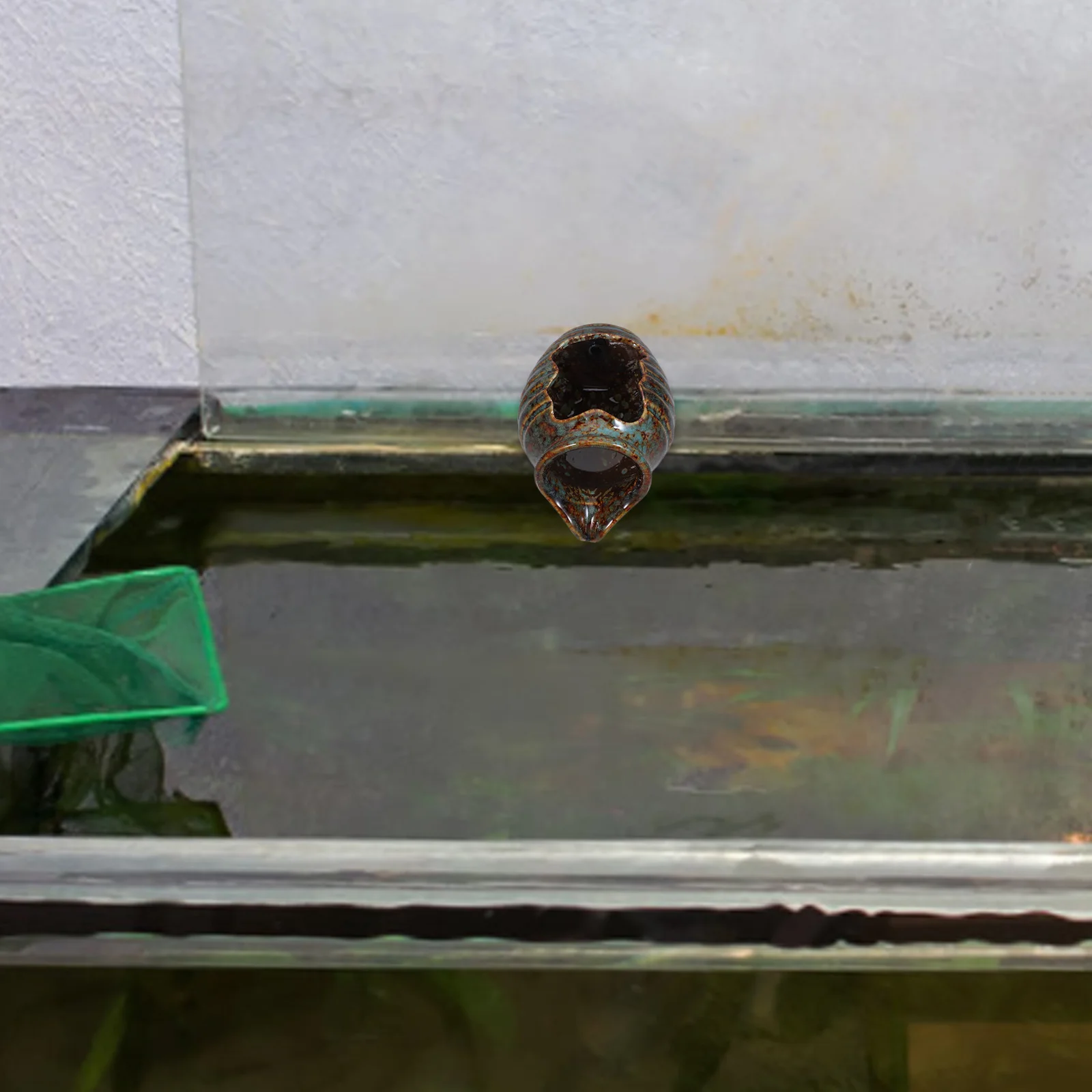 Caratteristica di circolazione dell'acqua in ceramica con fontana paesaggistica per giardino, patio, balcone, cascata decorativa rilassante per interni ed esterni