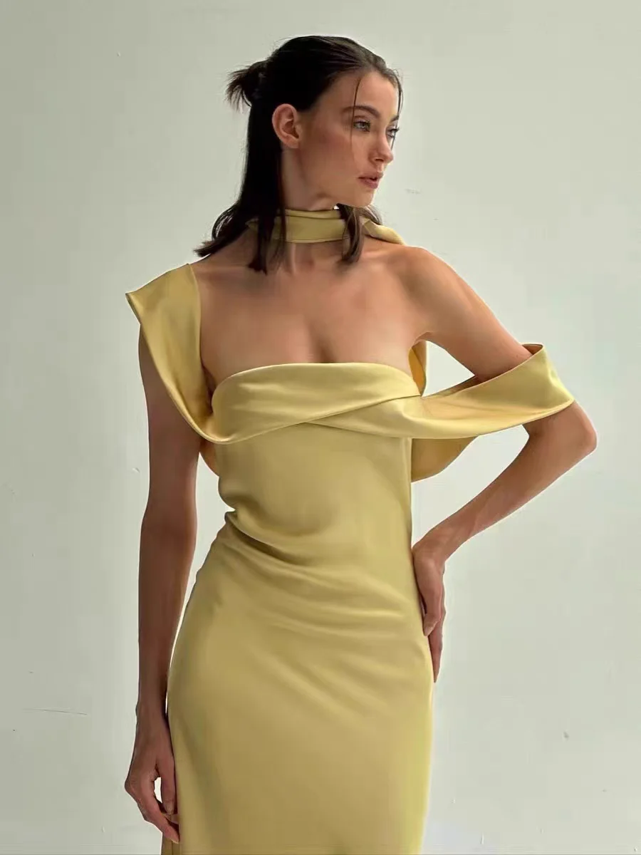 

Light luxury niche new sexy one line strapless satin formal dress slim fit temperament dress