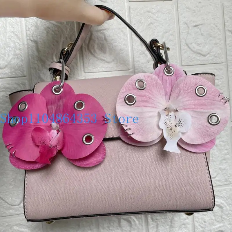 652F Unique Phalaenopsis Ring Home Car Bag Decoration Artistic Keychain Daily