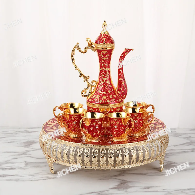 

ZQW Wine Glass Set Atmospheric Household European Style Metal Wine Jug Sip Cup Elegant Gift Ornament