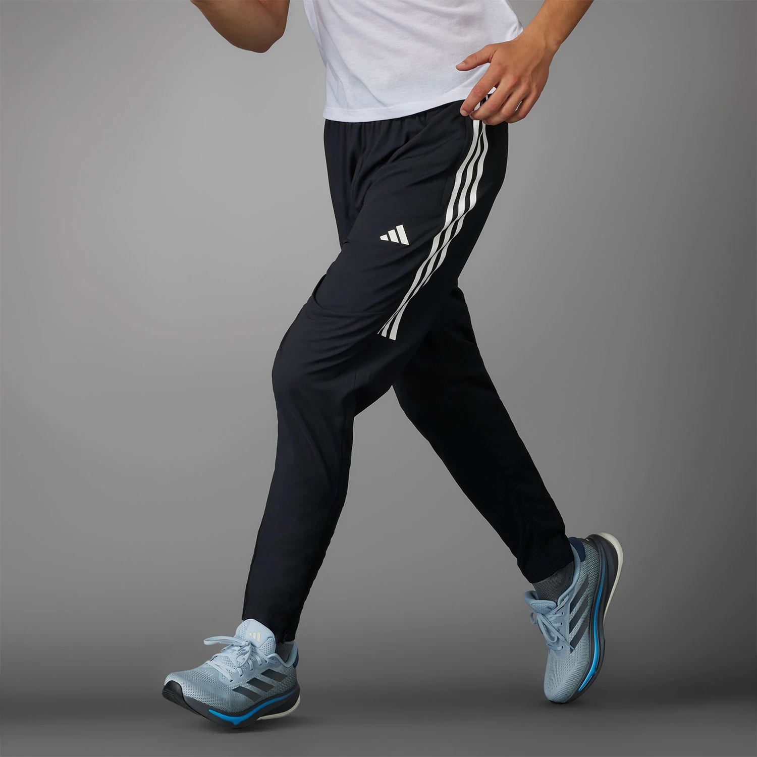 

Оригинальные мужские спортивные брюки для бега Adidas OTR E 3S PANT IK4982