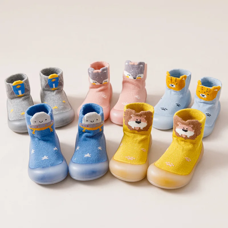 

Cartoon cute mid-tube sock shoes for babies and children indoor soft socks breathable toddler socks