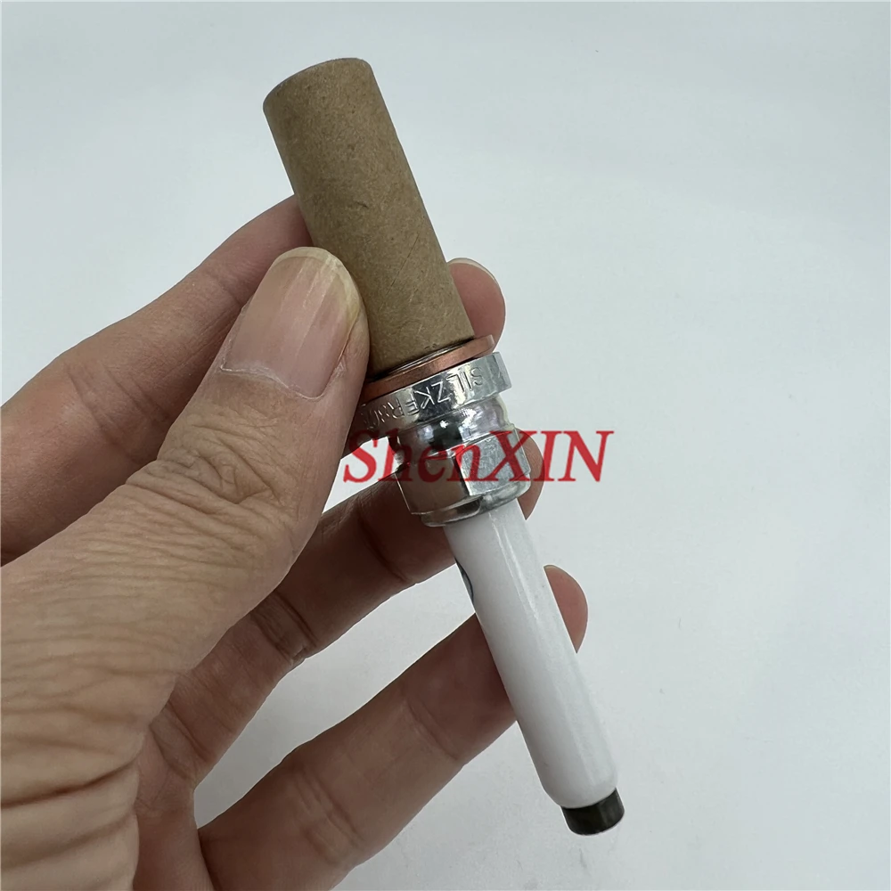 

Свечи зажигания A0041596803, подходят для Mercedes-Benz C350, C400, C450, C63, ML350, S550e, SLK350 2012-2015 гг.