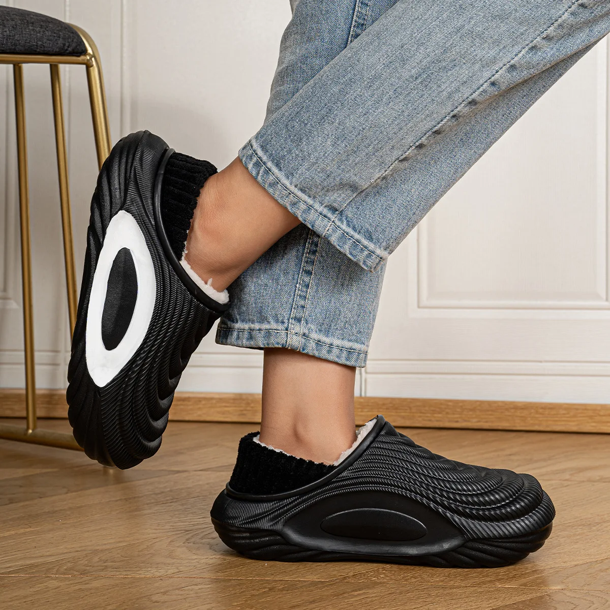 Thick Bottom Waterproof Closed Toe Warm Slippers Men Winter Fleece-lined Indoor Non Slip Shoes Women Plus Size Soft Plush Slides