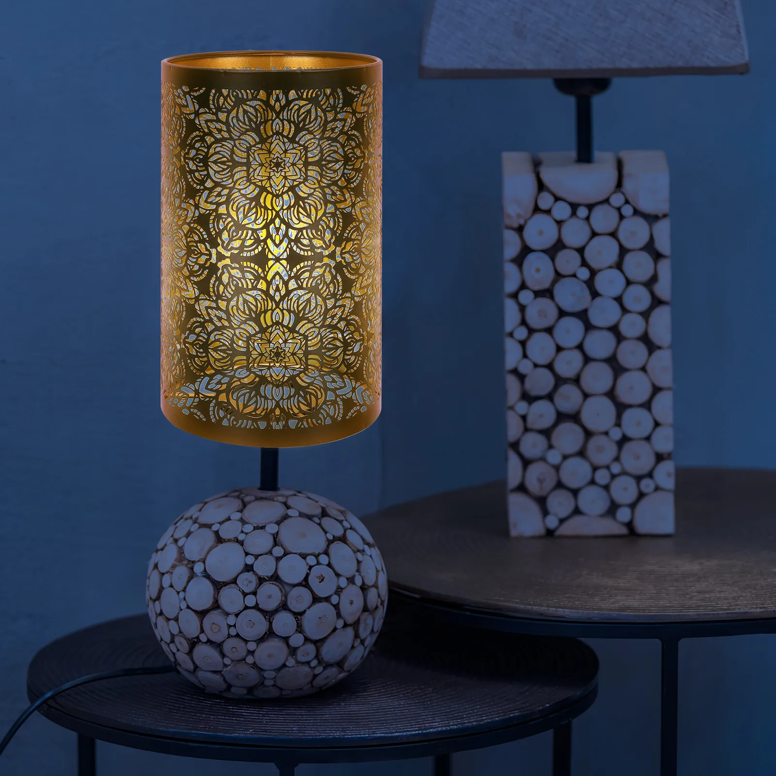 

Hollow Iron Lampshade Carved Decorative Light Diffuser Easy Install Remove Stable Structure for Tabletop Bedside Living Room