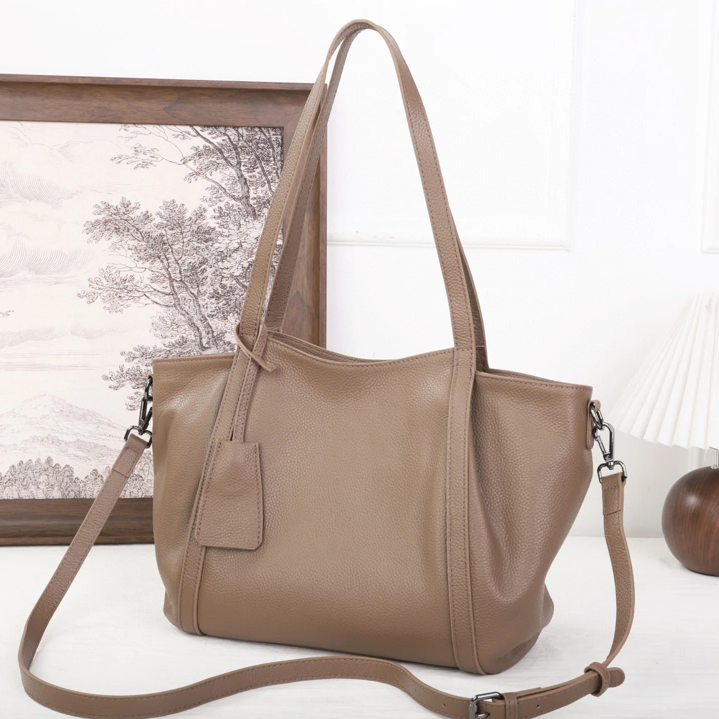 

Genuine Grade Soft Leather Women's Large Shoulder Crossbody Bag Luxury Designer Brand Female High Quality Tote Handbag for Woman