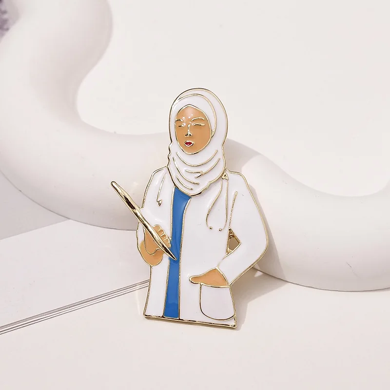 เข็มกลัดการ์ตูนสุดสร้างสรรค์ ตัวละครเฉพาะตัว ดีไซน์หยดน้ำมัน เครื่องประดับเข็มกลัดโลหะผสมรักษ์โลก ขายส่ง