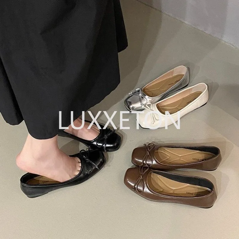 Women Flat Shoes Spring and Autumn New Fashionable Ballet Bow Design Shallow Mouth Comfortable Soft Sole Silver Ballet Flats