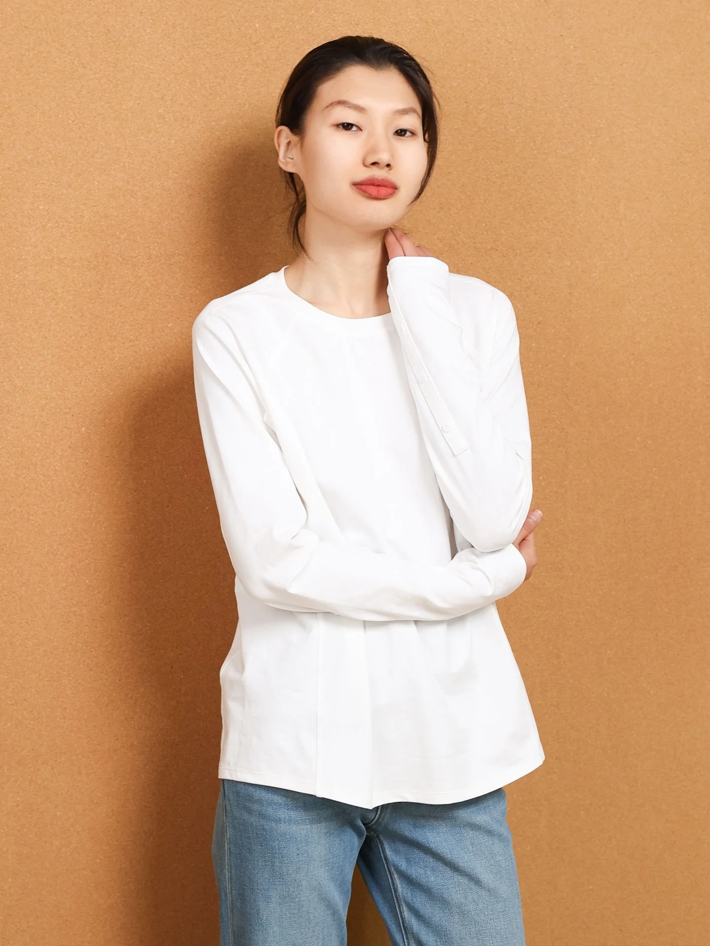 

Весенняя повседневная легкая хлопковая футболка с длинным рукавом для женщин, облегающая, универсальная, с круглым вырезом, вязаный топ