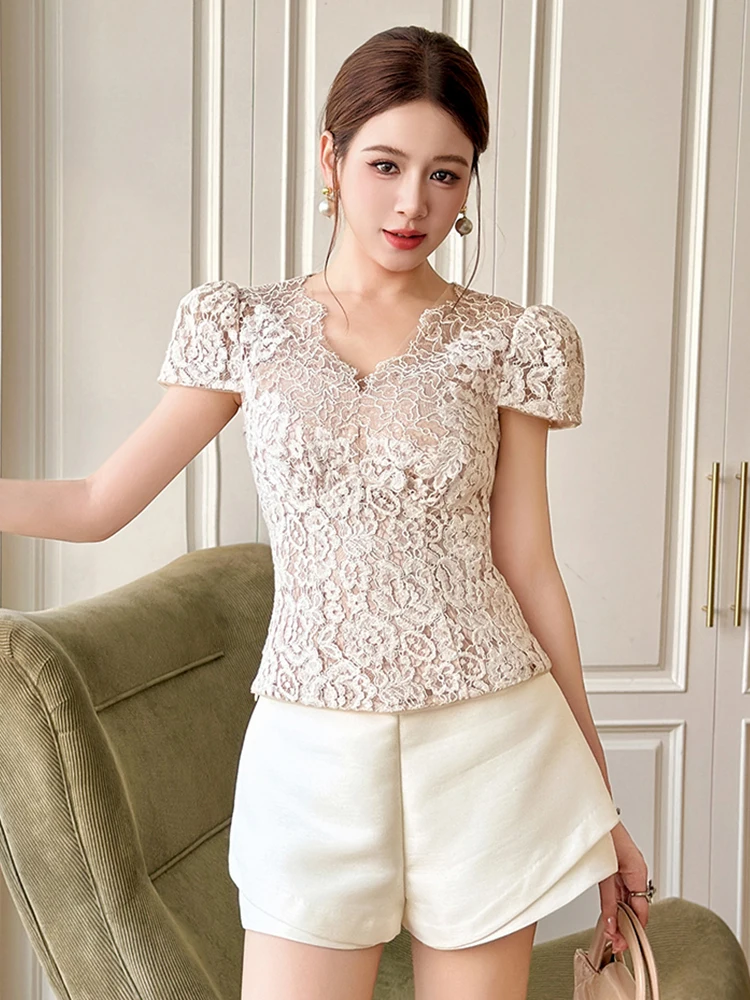 

Women Street Clothes Sweet Lace Floral Embroidery Puff Sleeve Shirt Elegant Lady Mujer V-Neck Slim Tops Blouse Fashion Summer